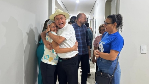 “Estamos entregando mais estrutura, dignidade e qualidade no atendimento à nossa população”, diz Bocalom ao reinaugurar UBS Maria Áurea Vilela